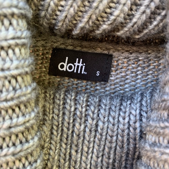 Dotti winter sweater floral embroidered crop jumper - Picture 8 of 8